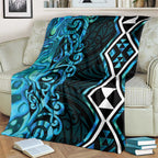 Turquoise Aotearoa Blanket Taniko Motifs With Paua Shell Kowhaiwhai