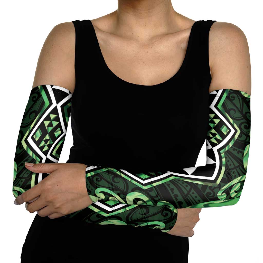 Green Aotearoa Arm Sleeves Taniko Motifs With Paua Shell Kowhaiwhai - Aussie Hoodie