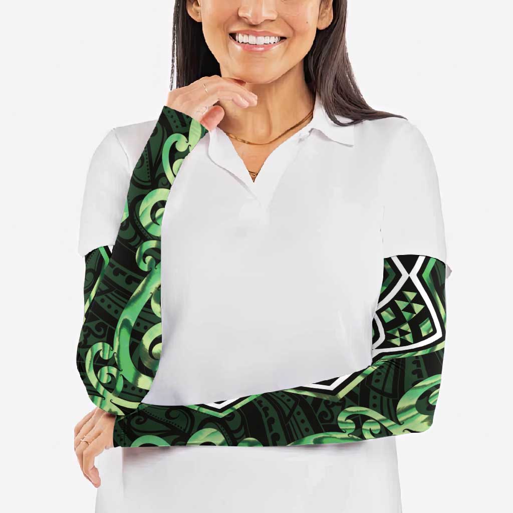 Green Aotearoa Arm Sleeves Taniko Motifs With Paua Shell Kowhaiwhai - Aussie Hoodie