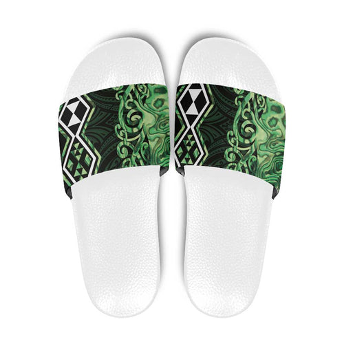 Green Aotearoa Slide Sandals Taniko Motifs With Paua Shell Kowhaiwhai - Aussie Hoodie