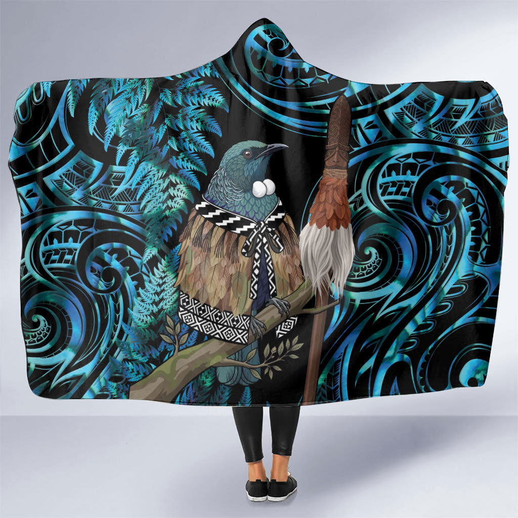New Zealand Tui Bird Taiaha Hooded Blanket Maori Weapon Paua Shell Mix Silver Fern