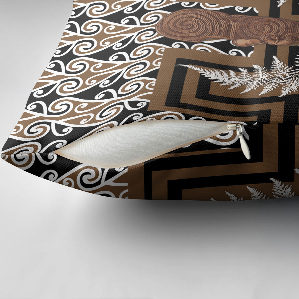 Wahaika New Zealand Pillow Cover Maori Weapon Kowhaiwhai Fern Poutama Motifs