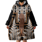 Wahaika New Zealand Wearable Blanket Hoodie Maori Weapon Kowhaiwhai Fern Poutama Motifs