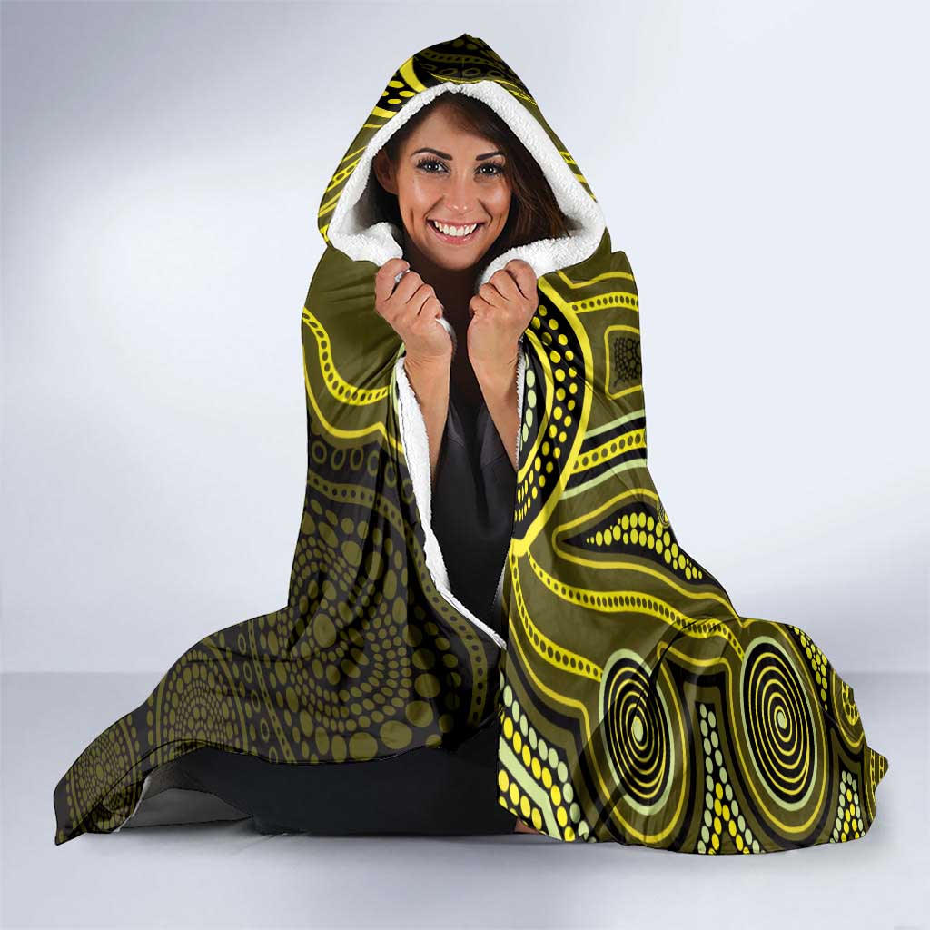 Yellow Indigenous Dragonfly Australia Hooded Blanket Aboriginal Art - Aussie Hoodie