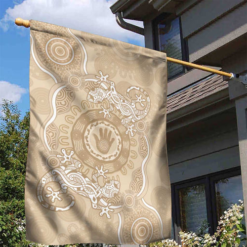 Beige Australia Lizard With Aboriginal Art Garden Flag