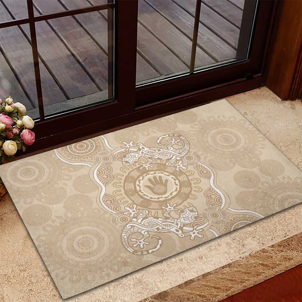 Beige Australia Lizard With Aboriginal Art Rubber Doormat