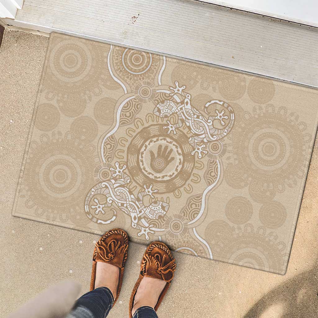 Beige Australia Lizard With Aboriginal Art Rubber Doormat