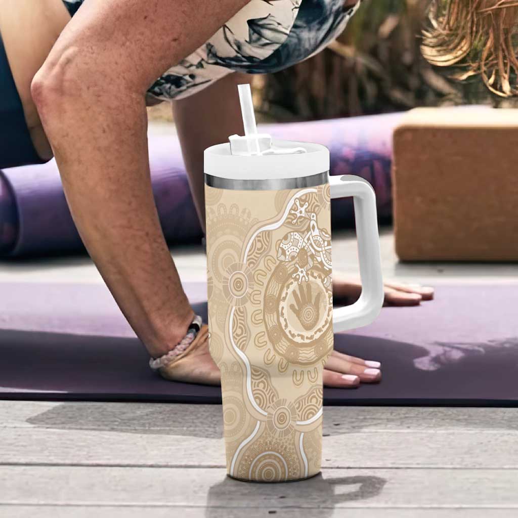 Beige Australia Lizard With Aboriginal Art Tumbler With Handle
