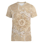 Beige Australia Lizard With Aboriginal Art Women V-Neck T-Shirt