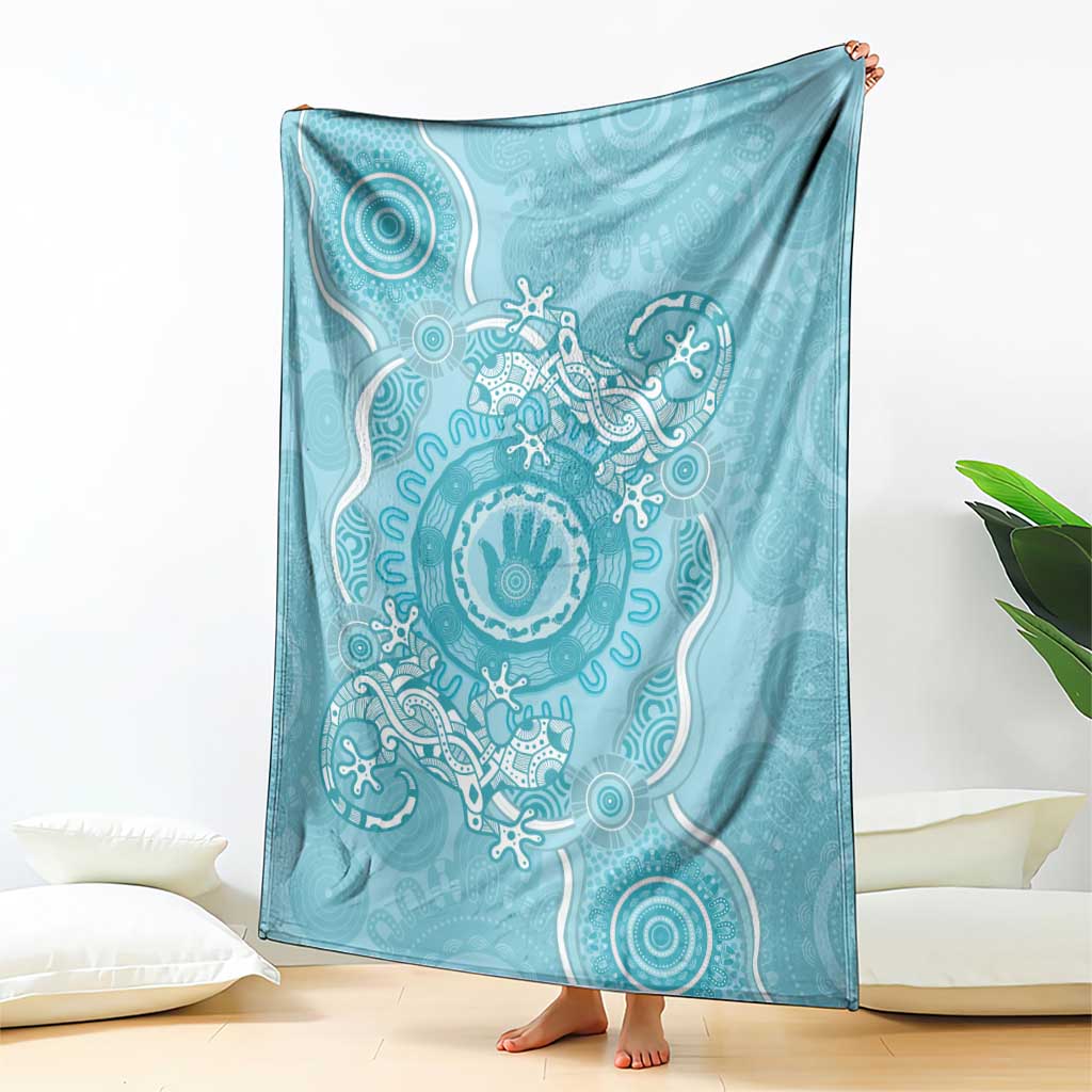 Blue Australia Lizard With Aboriginal Art Blanket