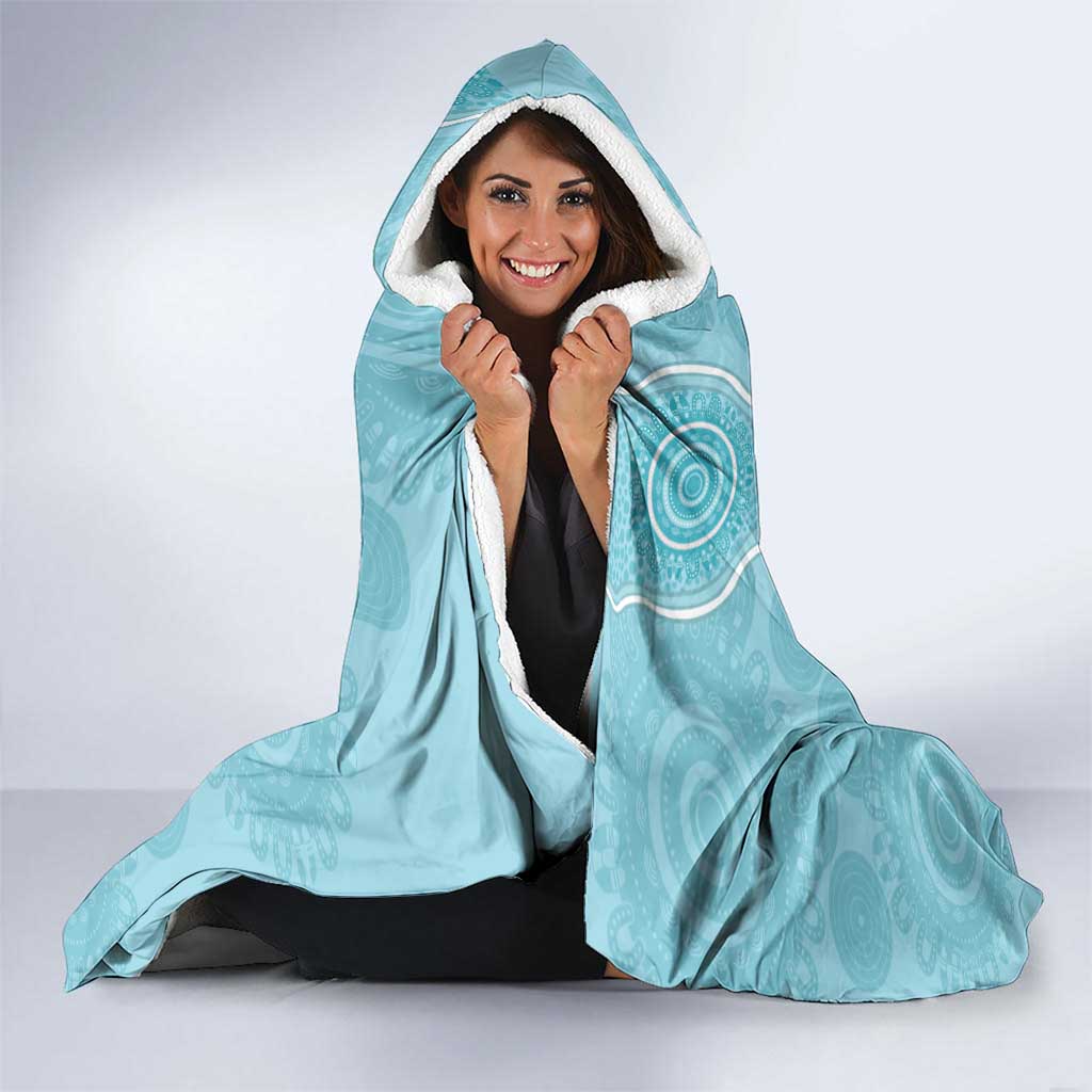 Blue Australia Lizard With Aboriginal Art Hooded Blanket