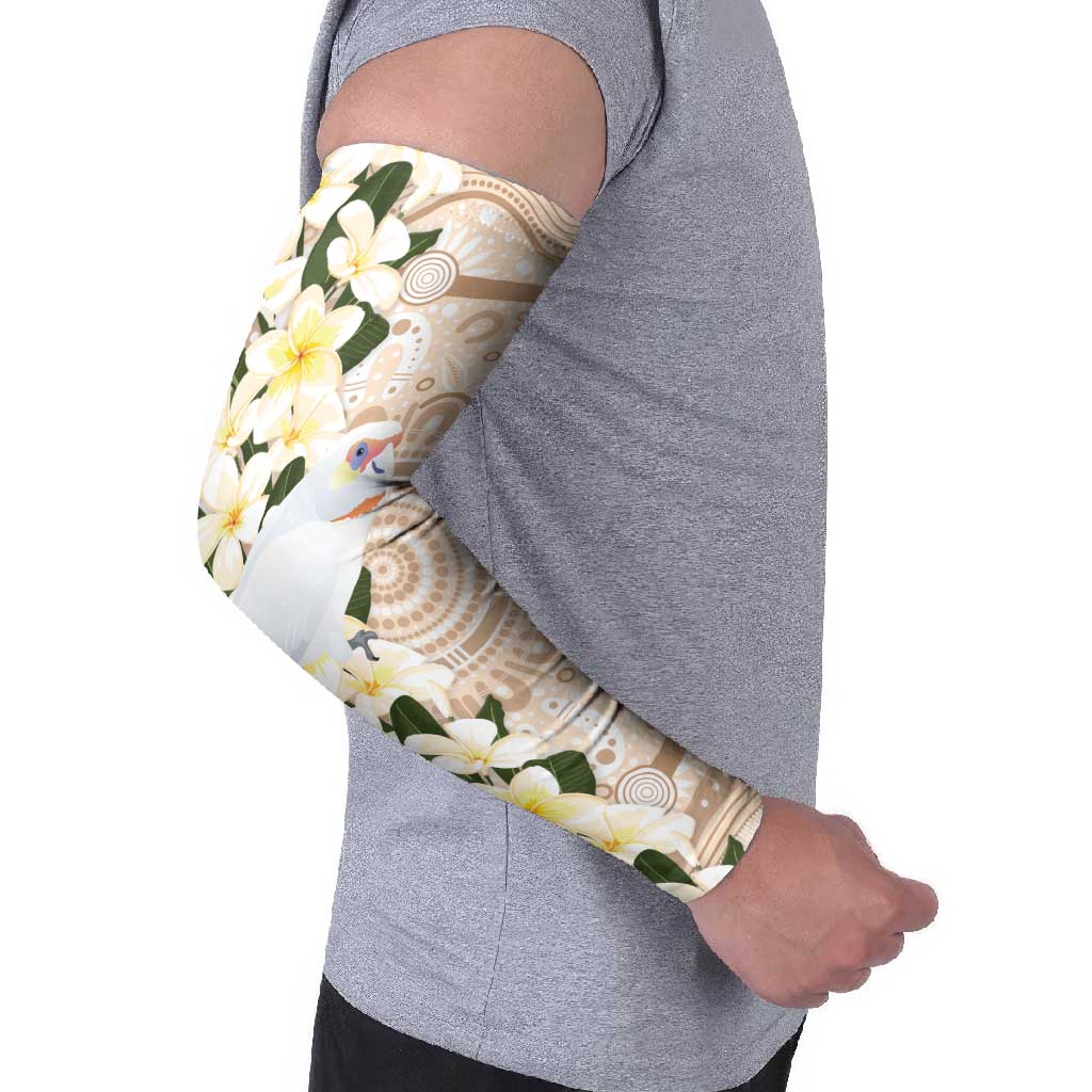 Australia Long-billed Corella Arm Sleeves Cacatua Tenuirostris Plumeria Aboriginal Art - Aussie Hoodie