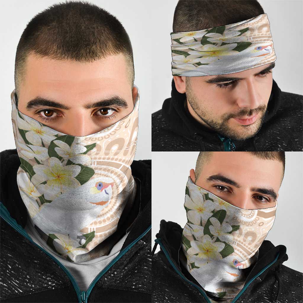 Australia Long-billed Corella Neck Gaiter Cacatua Tenuirostris Plumeria Aboriginal Art - Aussie Hoodie