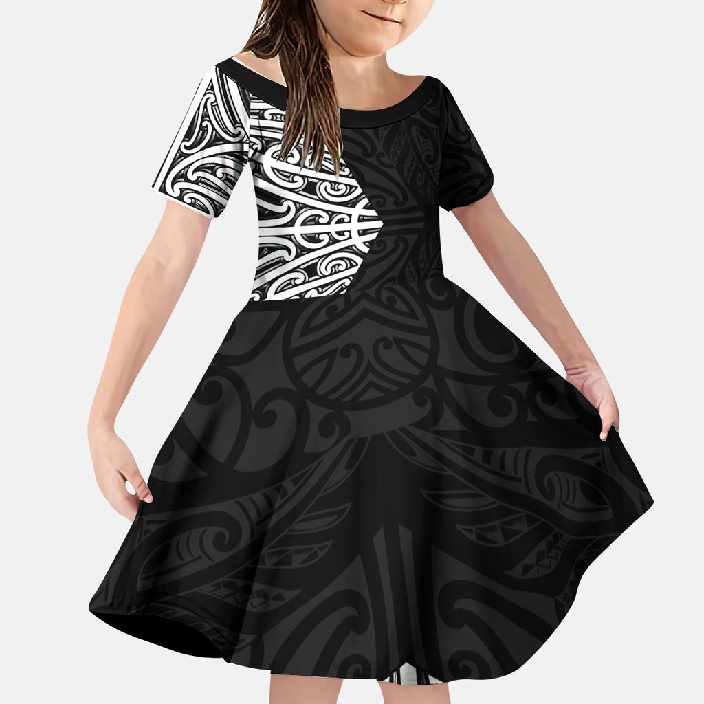 Black New Zealand Puhoro Maori Tattoo Kid Short Sleeve Dress