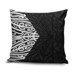 Black New Zealand Puhoro Maori Tattoo Pillow Cover