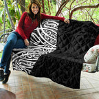 Black New Zealand Puhoro Maori Tattoo Quilt