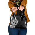Black New Zealand Puhoro Maori Tattoo Shoulder Handbag