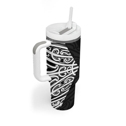 Black New Zealand Puhoro Maori Tattoo Tumbler With Handle