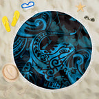 New Zealand Tuatara Beach Blanket Aotearoa Maori Clematis Flowers - Blue