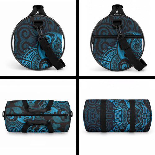 New Zealand Tuatara Duffle Bag Aotearoa Maori Clematis Flowers - Blue