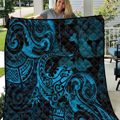 New Zealand Tuatara Quilt Aotearoa Maori Clematis Flowers - Blue