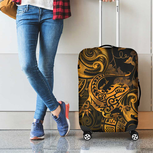 New Zealand Tuatara Luggage Cover Aotearoa Maori Clematis Flowers - Gold