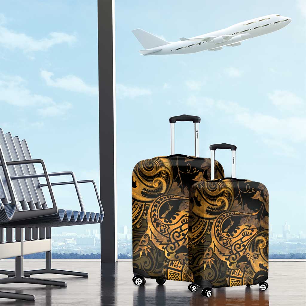 New Zealand Tuatara Luggage Cover Aotearoa Maori Clematis Flowers - Gold