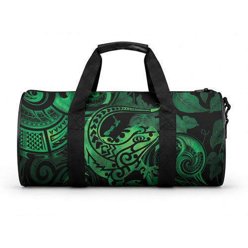 New Zealand Tuatara Duffle Bag Aotearoa Maori Clematis Flowers - Green