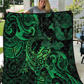 New Zealand Tuatara Quilt Aotearoa Maori Clematis Flowers - Green