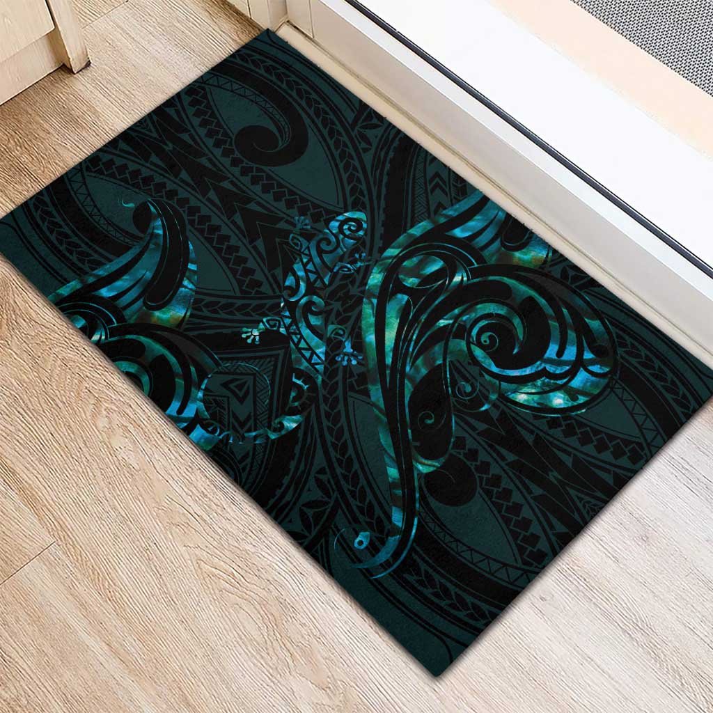 New Zealand Skink Rubber Doormat Aotearoa Maori Mix Paua Shell