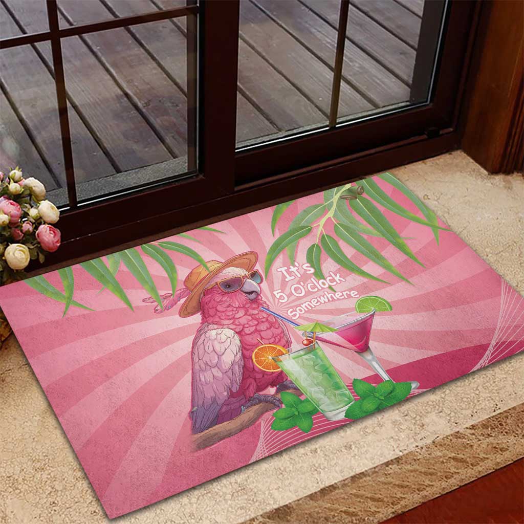 Chilling Pink Cockatoo Australia Rubber Doormat It's 5 O’Clock Somewhere Cocktail - Aussie Hoodie