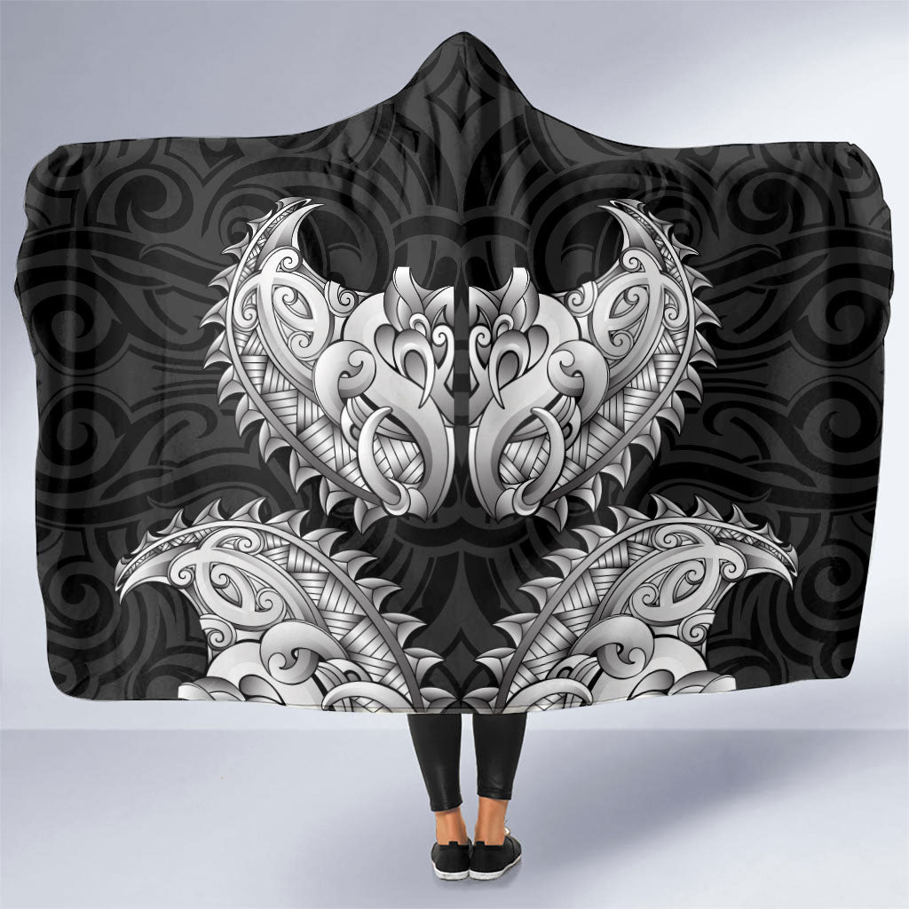 New Zealand Ta Moko Hooded Blanket Aotearoa Maori Chest Tattoo Black