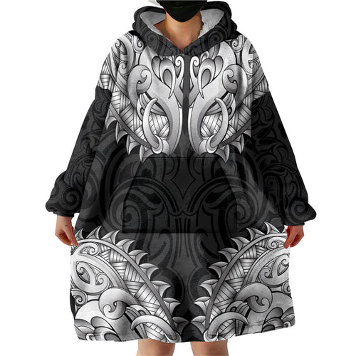 New Zealand Ta Moko Wearable Blanket Hoodie Aotearoa Maori Chest Tattoo Black