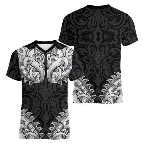 New Zealand Ta Moko Women V-Neck T-Shirt Aotearoa Maori Chest Tattoo Black