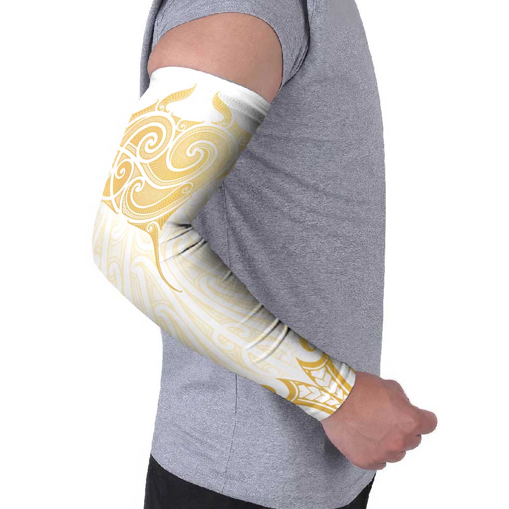 Gold White New Zealand Manta Ray Arm Sleeves Aotearoa Maori Haehae - Aussie Hoodie