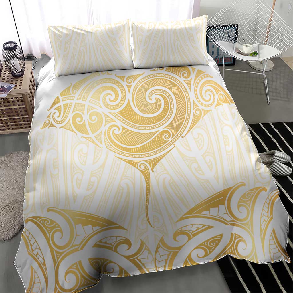 Gold White New Zealand Manta Ray Bedding Set Aotearoa Maori Haehae - Aussie Hoodie