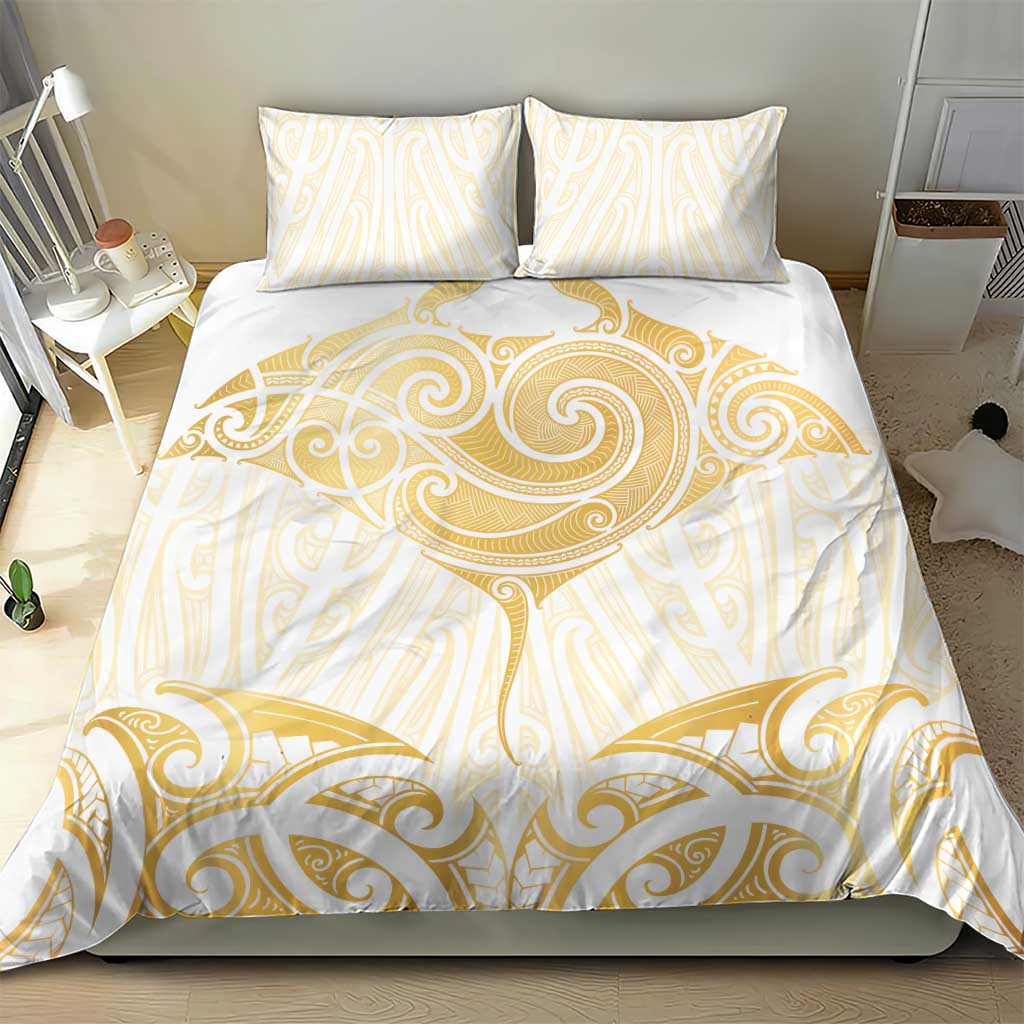 Gold White New Zealand Manta Ray Bedding Set Aotearoa Maori Haehae - Aussie Hoodie