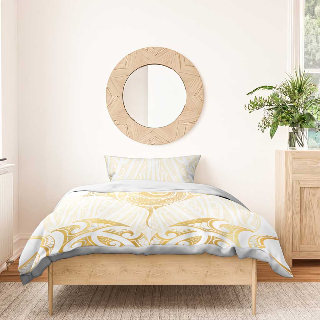 Gold White New Zealand Manta Ray Bedding Set Aotearoa Maori Haehae - Aussie Hoodie