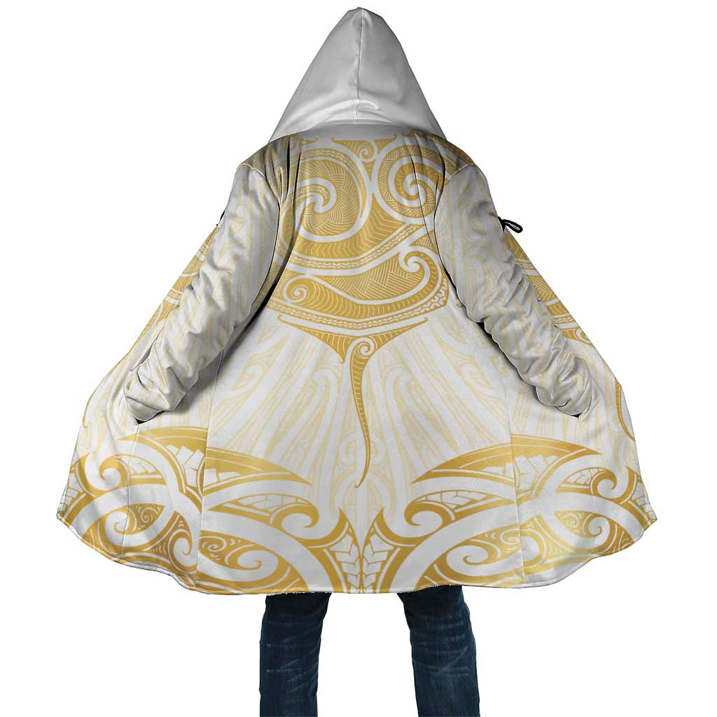Gold White New Zealand Manta Ray Cloak Aotearoa Maori Haehae - Aussie Hoodie