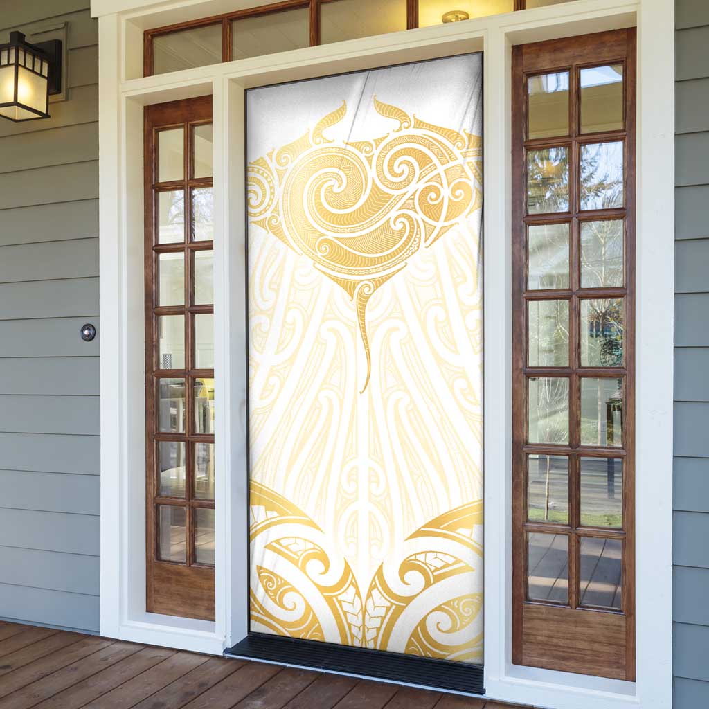 Gold White New Zealand Manta Ray Door Cover Aotearoa Maori Haehae - Aussie Hoodie