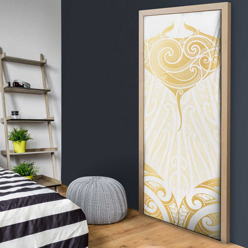 Gold White New Zealand Manta Ray Door Cover Aotearoa Maori Haehae - Aussie Hoodie
