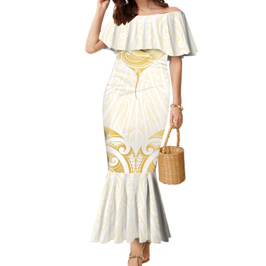 Gold White New Zealand Manta Ray Family Matching Mermaid Dress and Hawaiian Shirt Aotearoa Maori Haehae - Aussie Hoodie