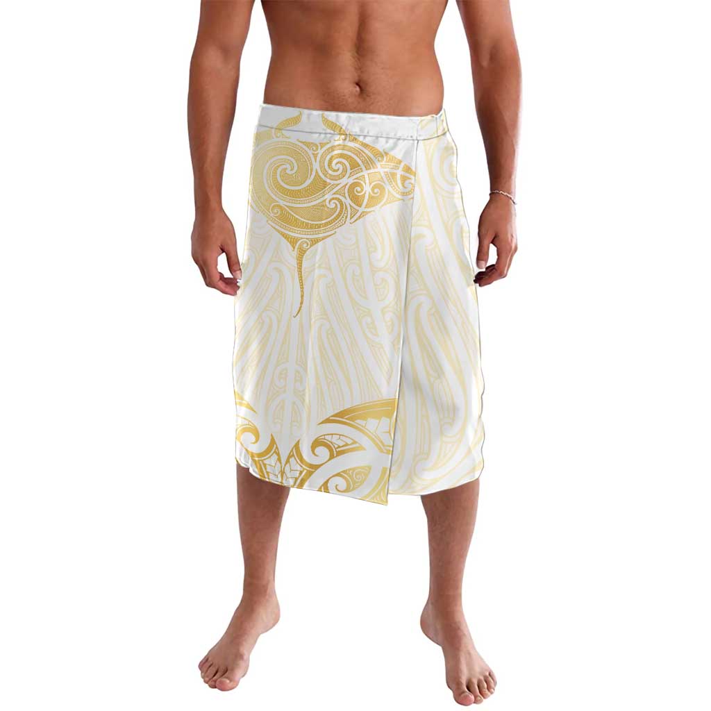 Gold White New Zealand Manta Ray Lavalava Aotearoa Maori Haehae - Aussie Hoodie