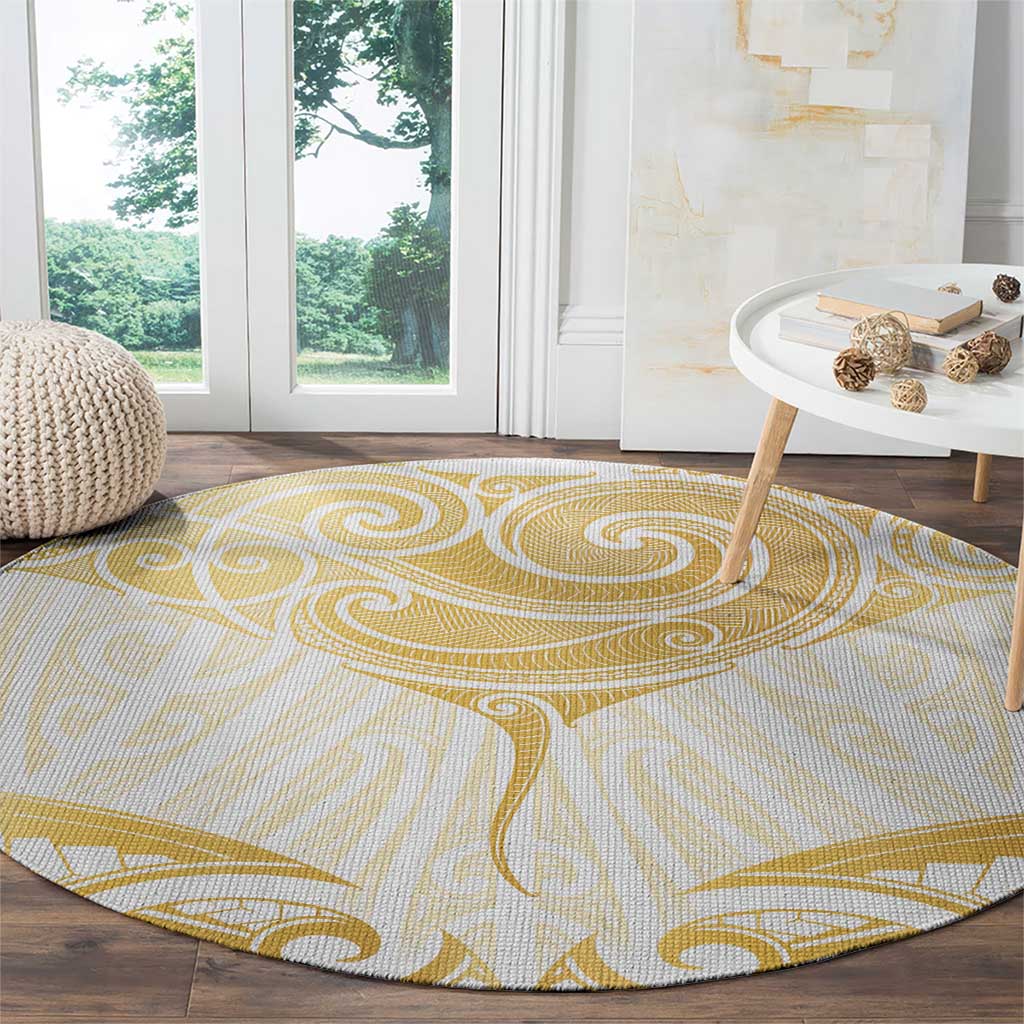 Gold White New Zealand Manta Ray Round Carpet Aotearoa Maori Haehae - Aussie Hoodie