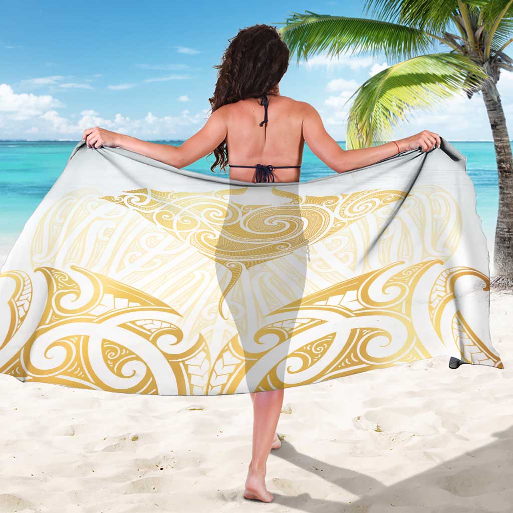 Gold White New Zealand Manta Ray Sarong Aotearoa Maori Haehae - Aussie Hoodie