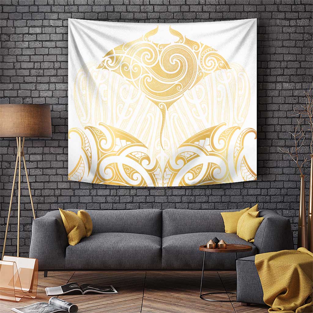 Gold White New Zealand Manta Ray Tapestry Aotearoa Maori Haehae - Aussie Hoodie