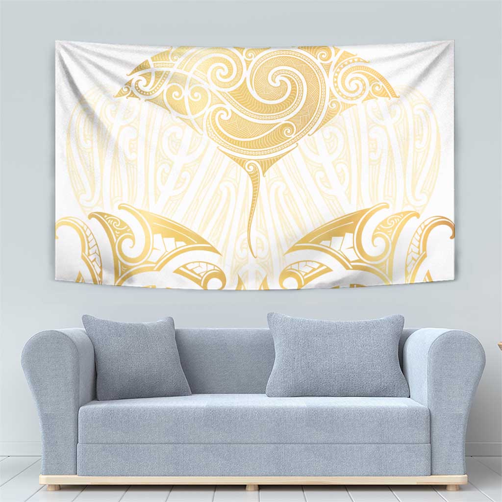 Gold White New Zealand Manta Ray Tapestry Aotearoa Maori Haehae - Aussie Hoodie