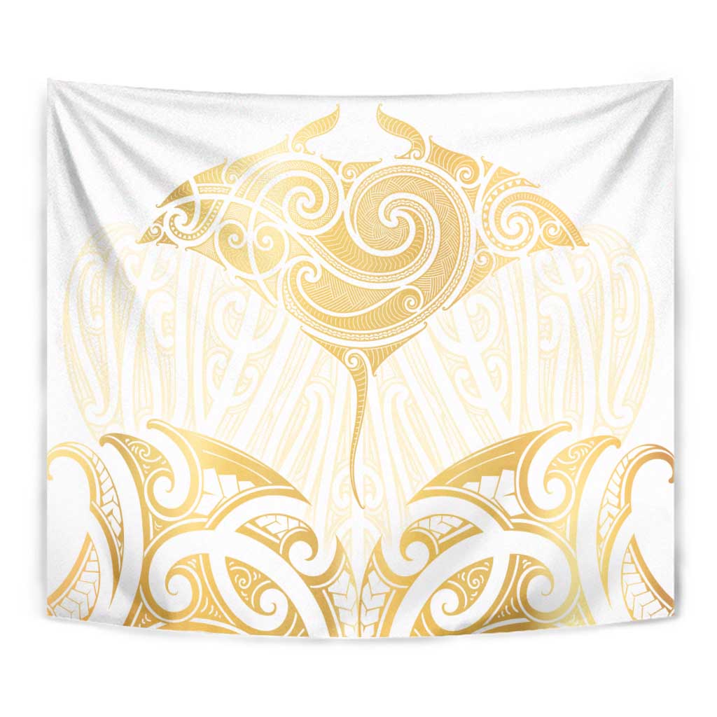 Gold White New Zealand Manta Ray Tapestry Aotearoa Maori Haehae - Aussie Hoodie