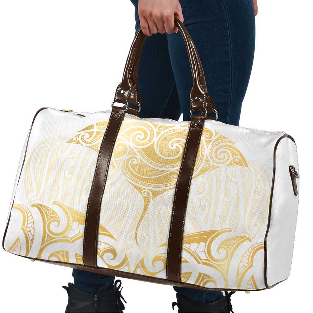 Gold White New Zealand Manta Ray Travel Bag Aotearoa Maori Haehae - Aussie Hoodie