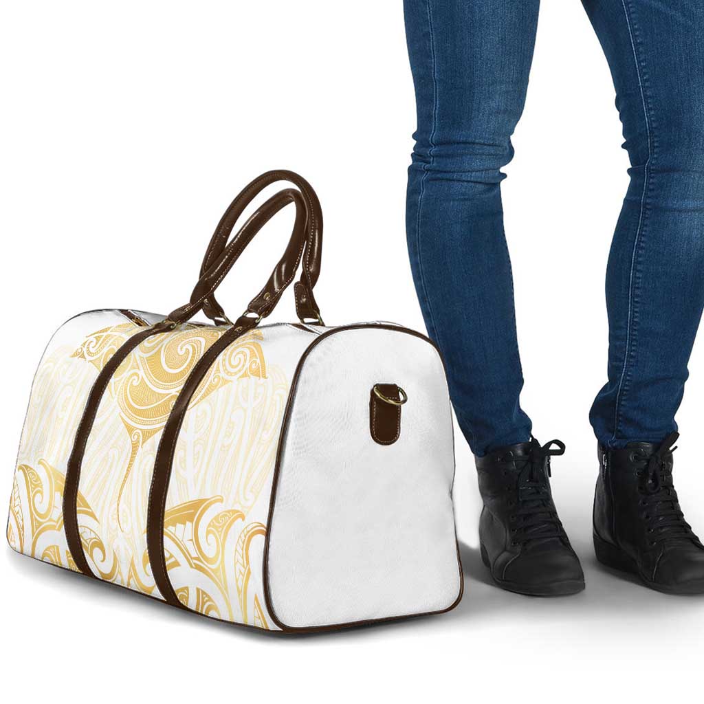 Gold White New Zealand Manta Ray Travel Bag Aotearoa Maori Haehae - Aussie Hoodie